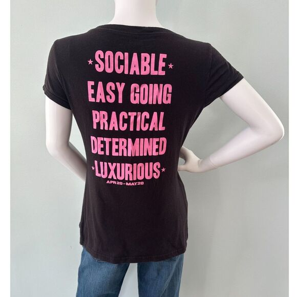 Y2k Rocker Girl Black and Pink Taurus Zodiac Sign Horoscope T Shirt Juniors XL - Picture 2 of 6